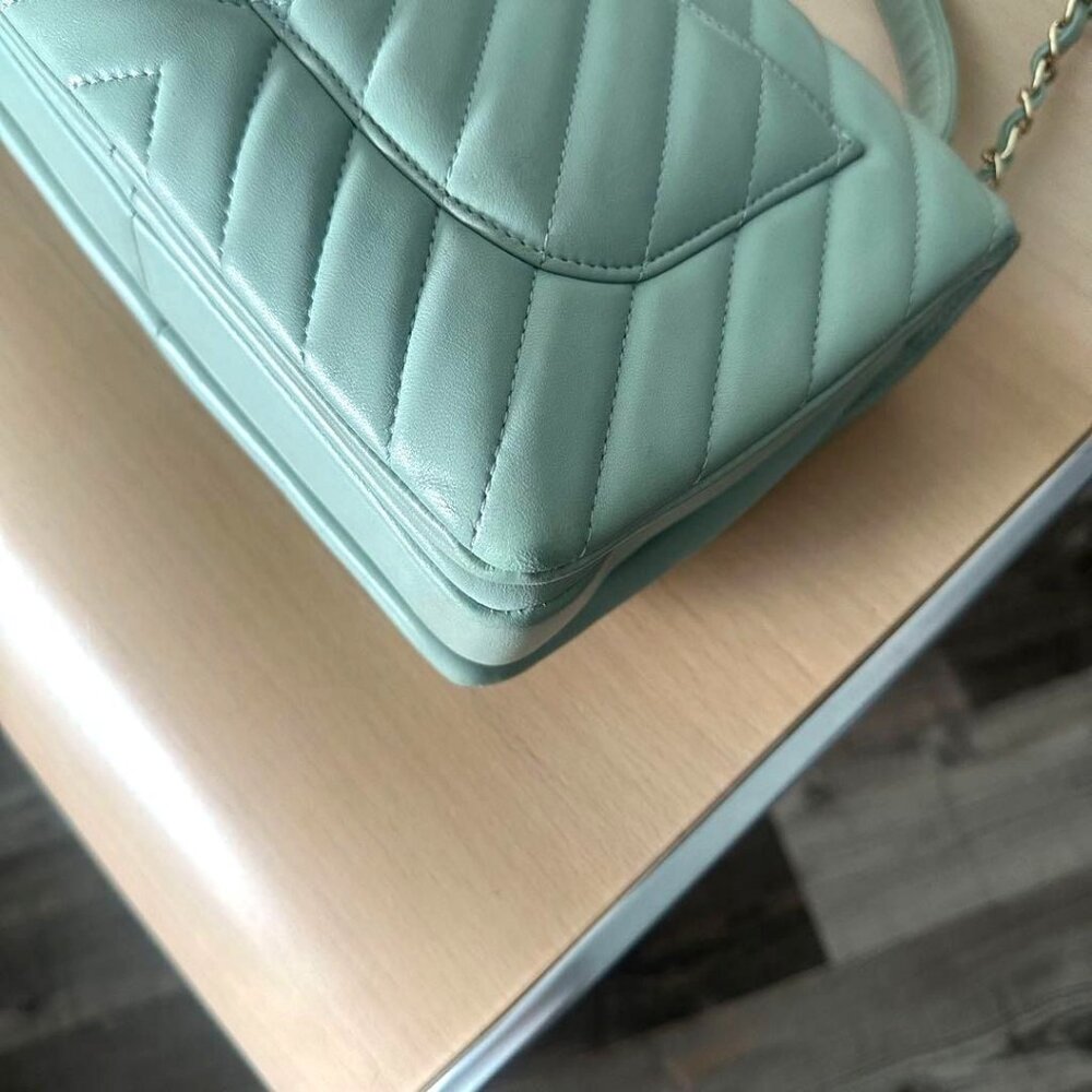 Authentic CHANEL Trendy Chevron Lambskin Quilted Dual Handle Flap Bag Mint Tote - Picture 14 of 16